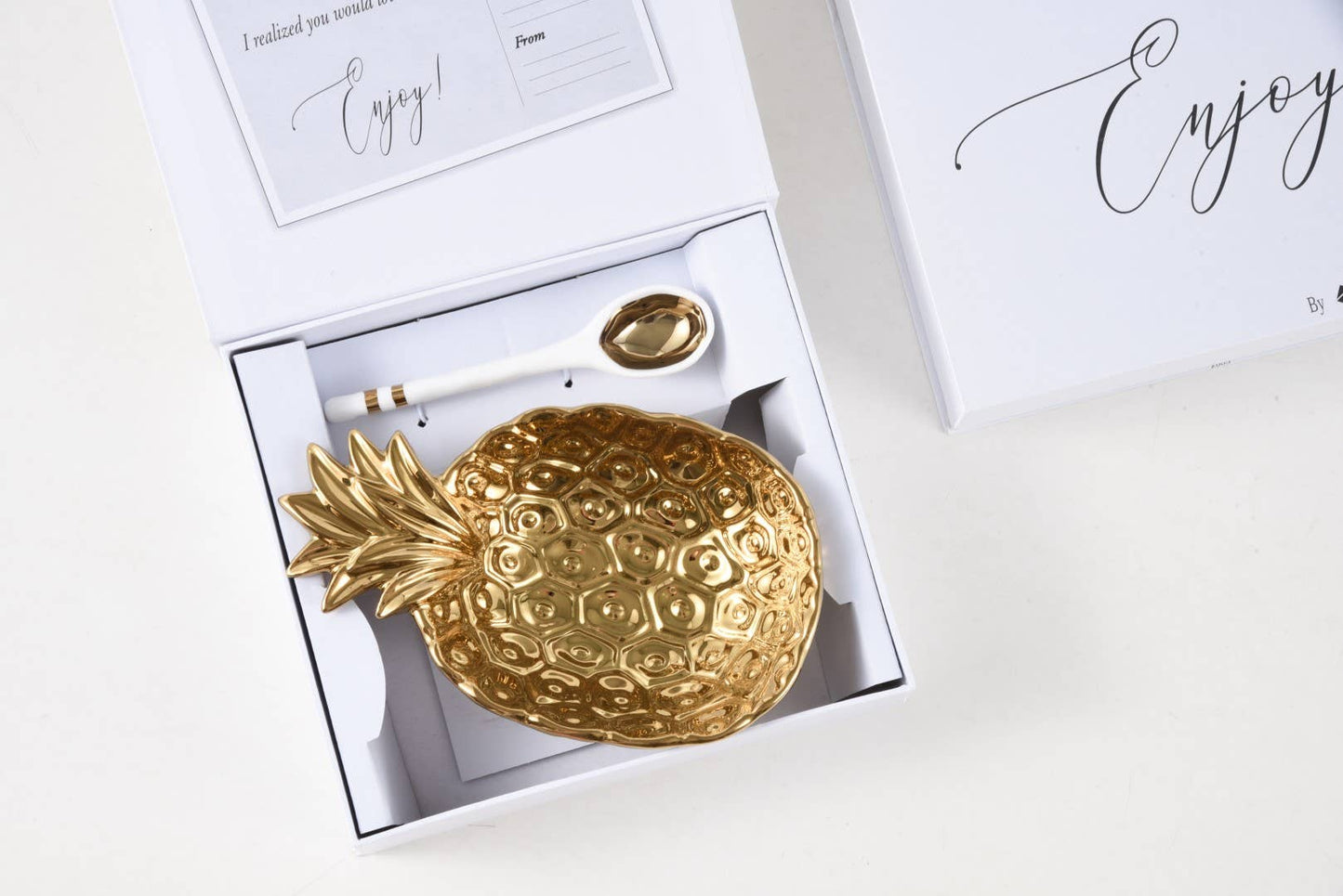 The Golden Pineapple Set