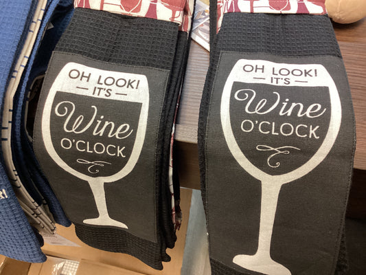 Kitchen Boa - Wine O’Clock