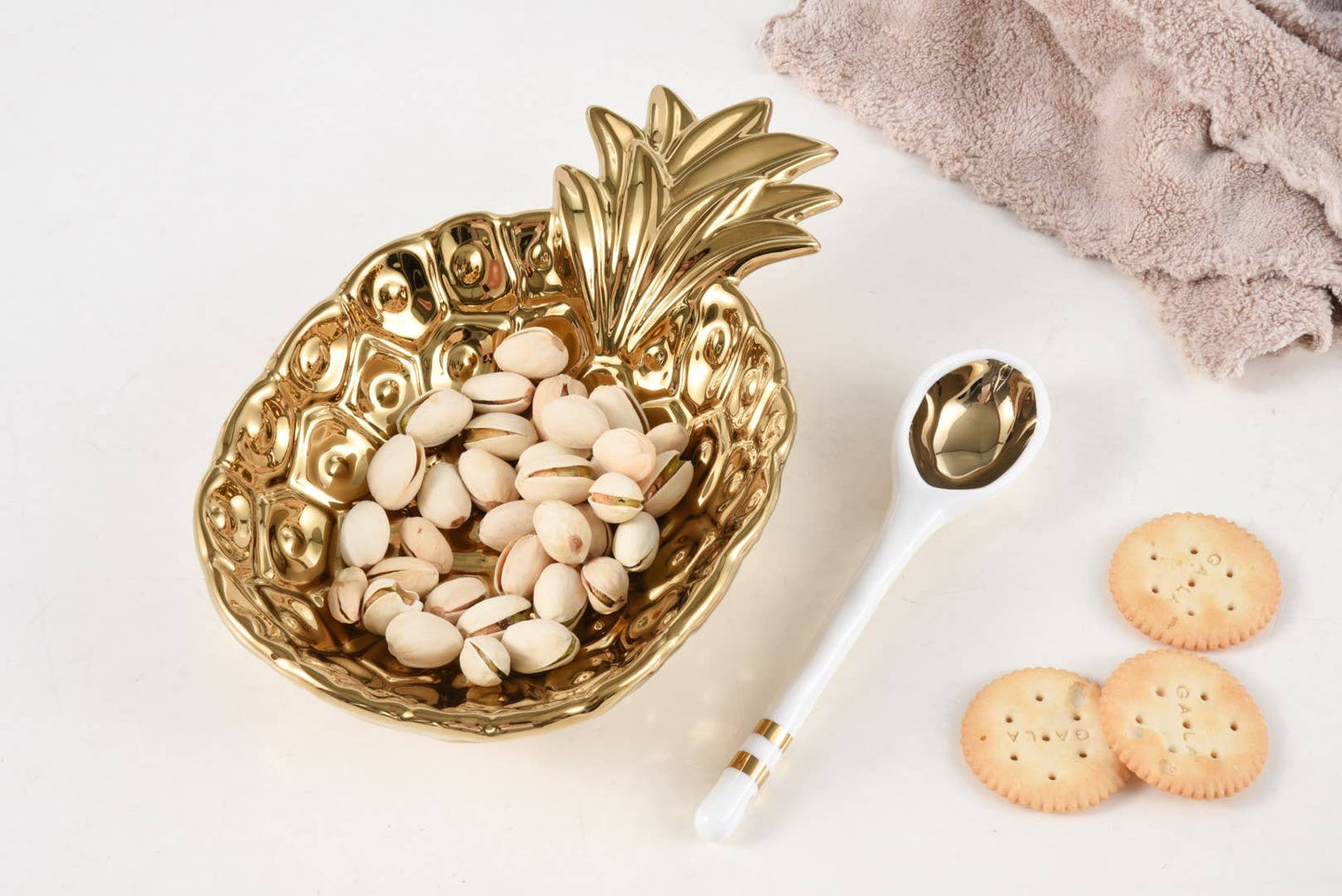 The Golden Pineapple Set