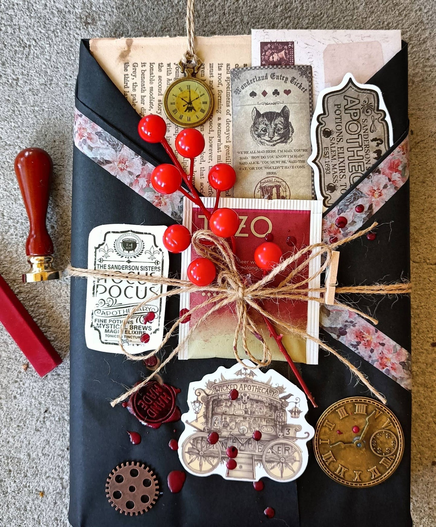 Gothic | Witchy Style | Vintage | Blind Date with a Book