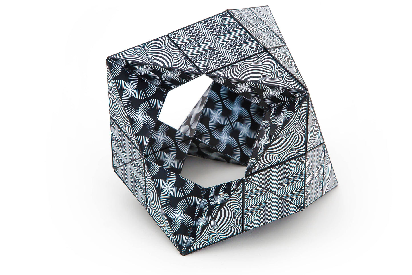 Shashibo Black & White Magnetic Puzzle Cube STEM STEAM MESH