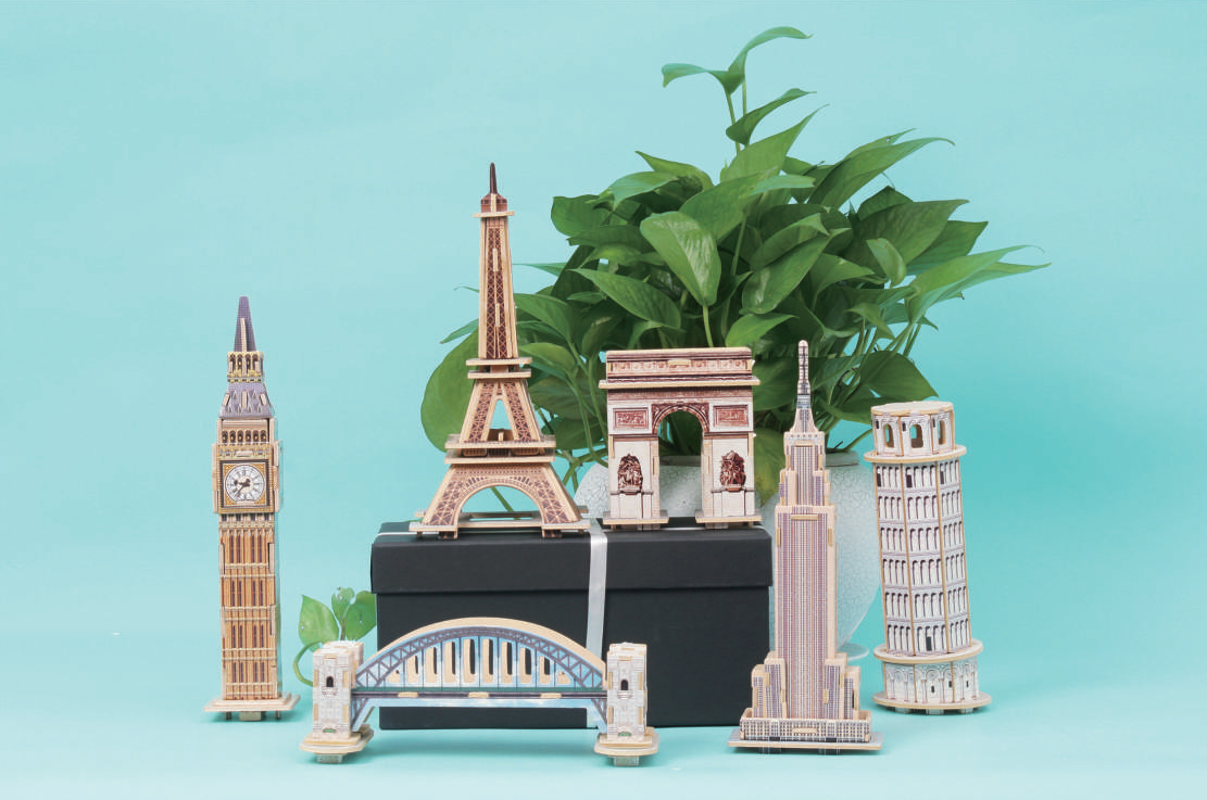 Eiffel Tower 3D Wooden Puzzle