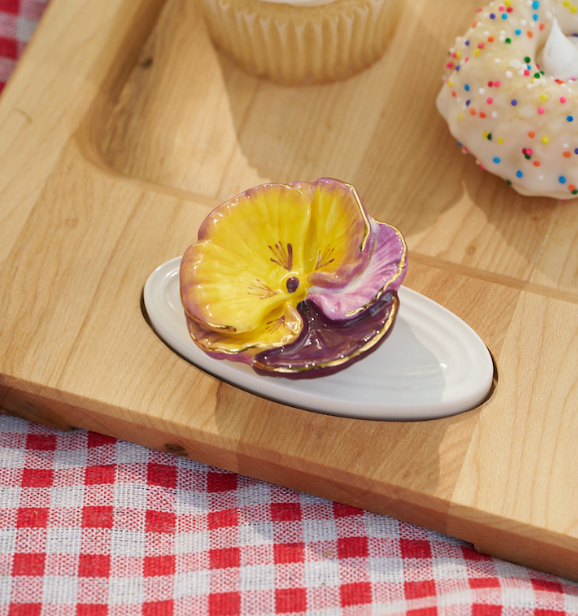NF pansy-pop mini
