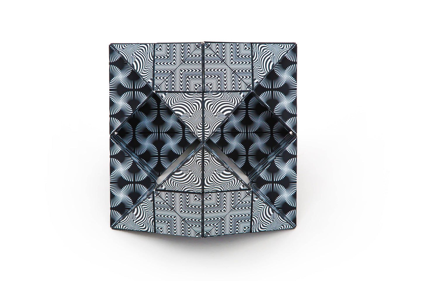 Shashibo Black & White Magnetic Puzzle Cube STEM STEAM MESH